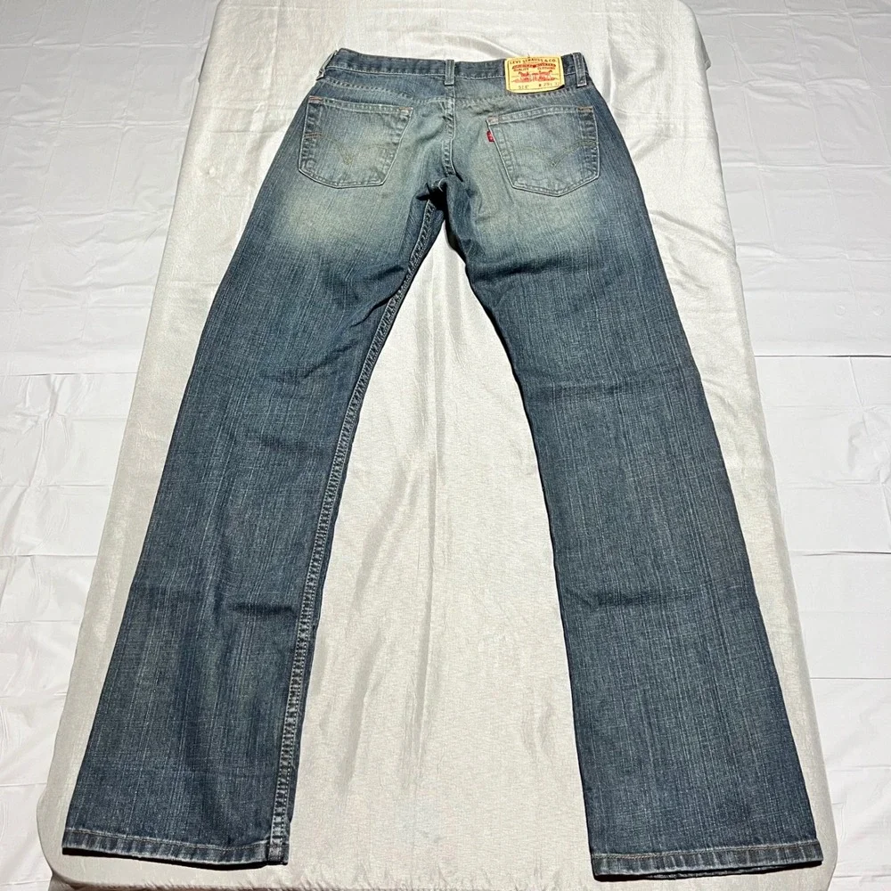 Levis 514 Slim Straight Mens Jeans Blue Medium Wash 29x32 100% Cotton Denim